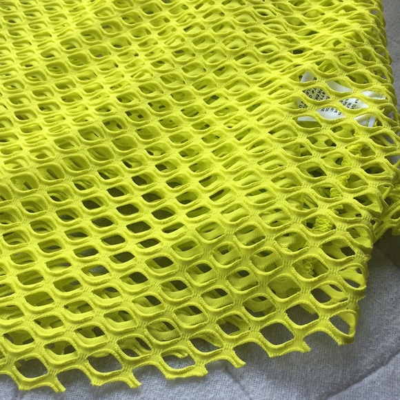 🛍️#60 Pink Lotus Netted Tank - Picture 5 of 7